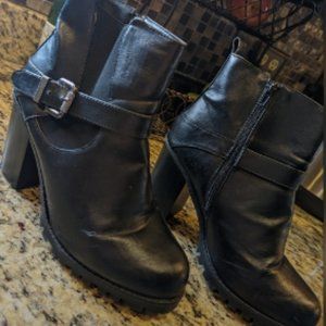 8 wide high heel zip booties ankle buckled